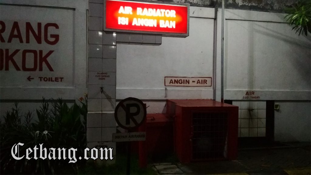 Layanan Isi Air Radiator dan Isi Angin Ban Gratis di SPBU